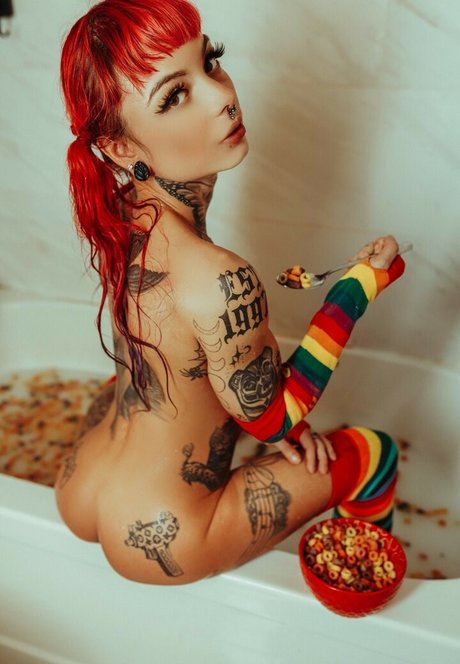 Luna Extreme star hot gallery