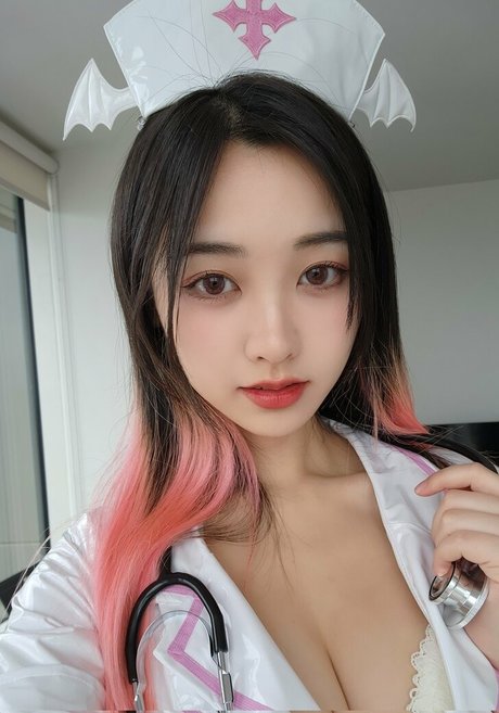 dear chuu erotic model pictures