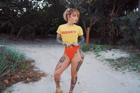 Vany Vicious model exclusive photo