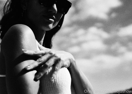 Midjushow Photo Gallery