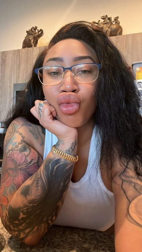 big onlyfans pornos image