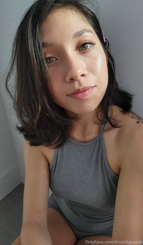 LilyKawaii naked pornstar image