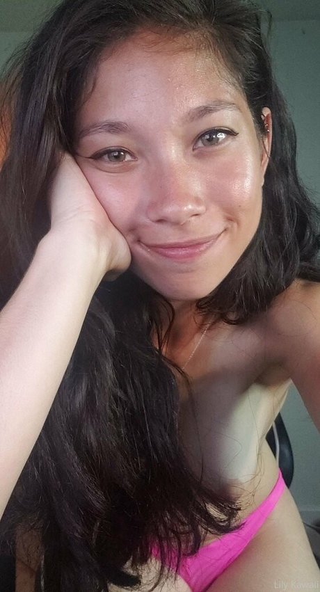 LilyKawaii pornstar nude picture
