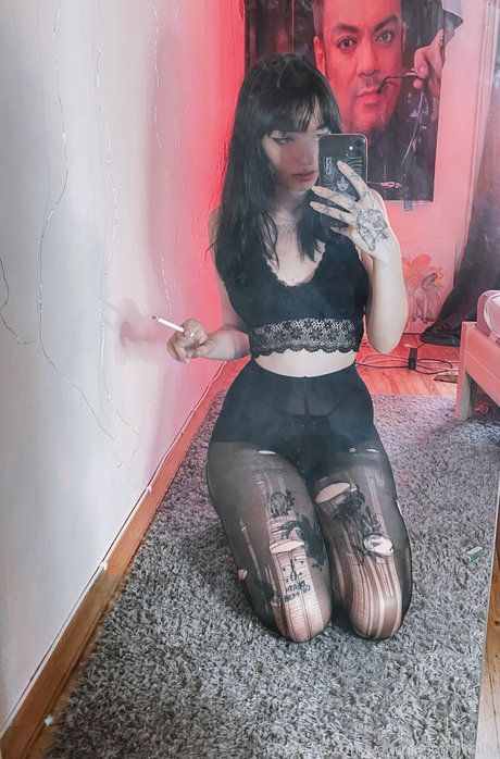 Your Waifu erotic pornstar galleries