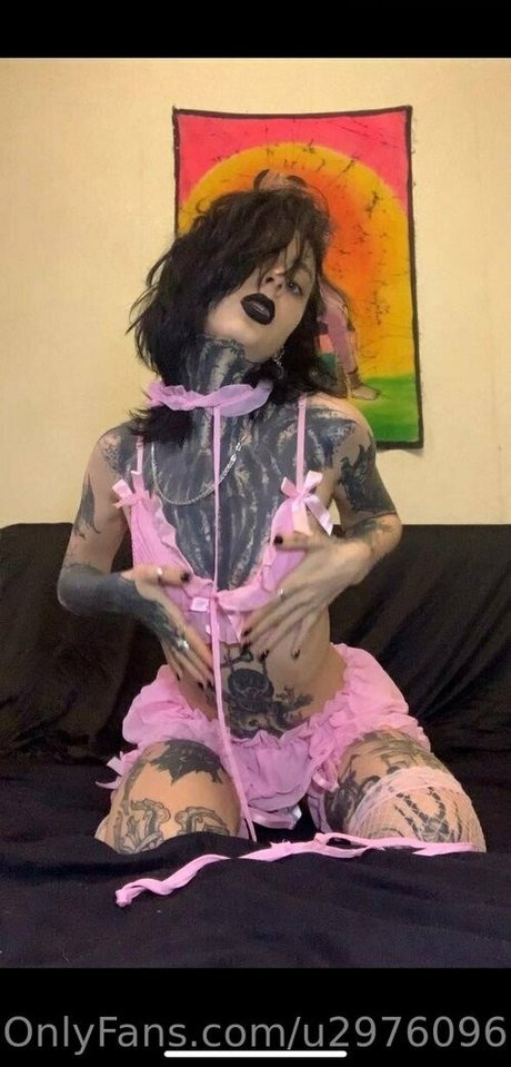 hairy vagina onlyfans naked images