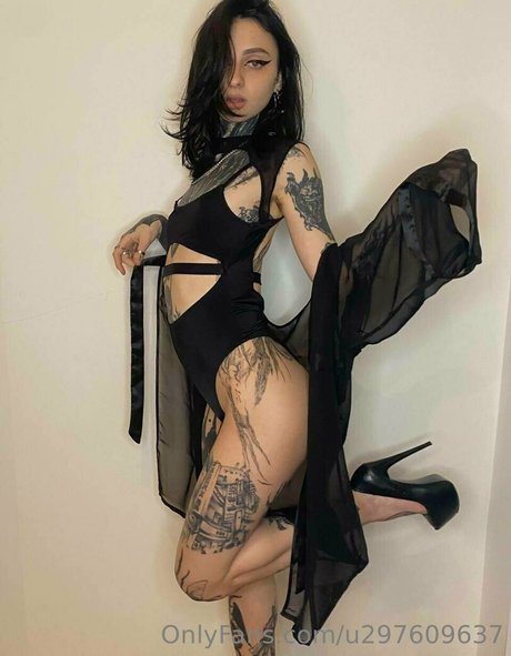 Draken lady pornstar high quality photo