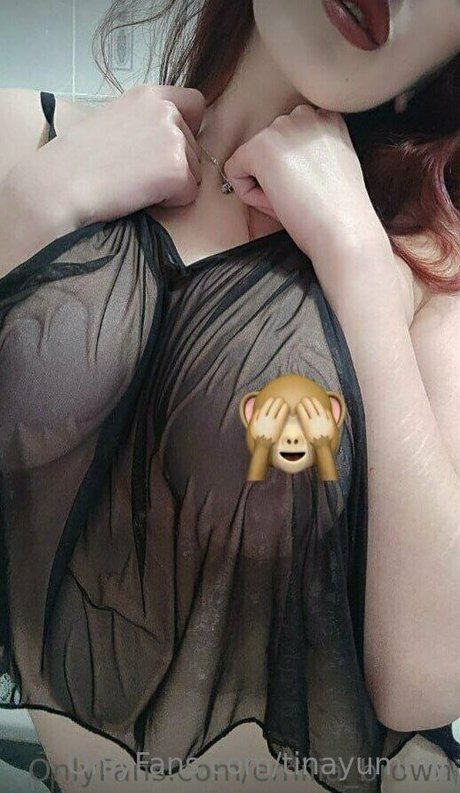 TinaYummy model high quality pics