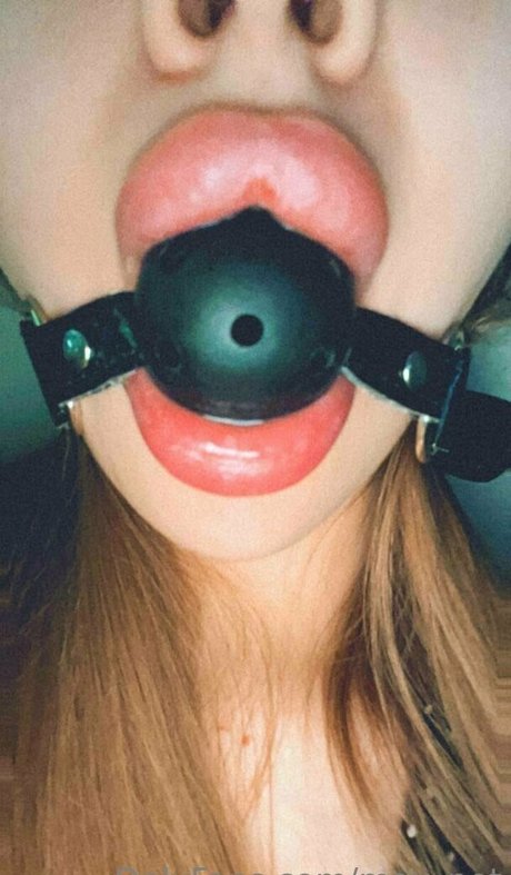 may not model hot img