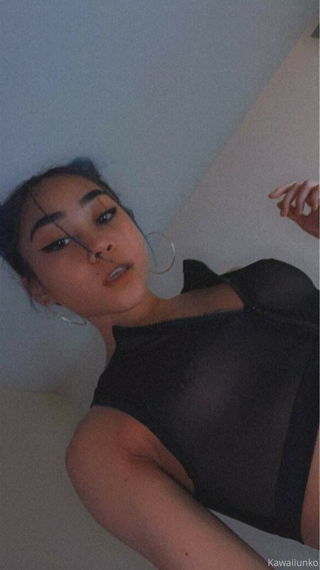 blonde muscle onlyfans pornographic pic