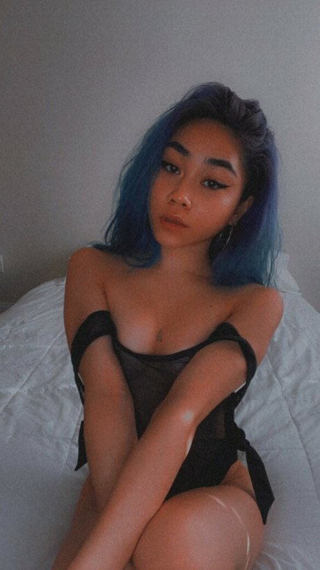 thick girls onlyfans nude photos