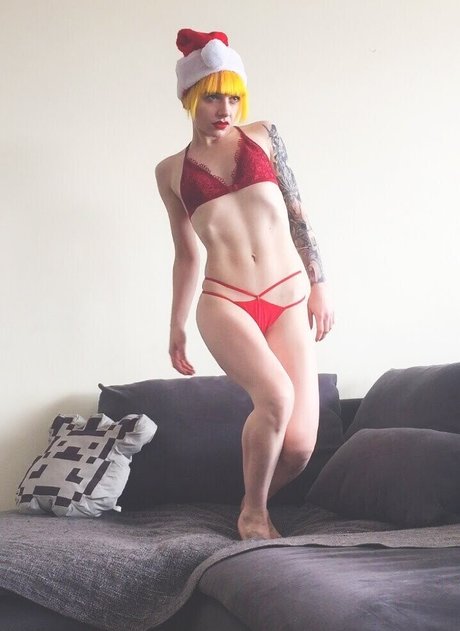 sexy shemale onlyfans top archive