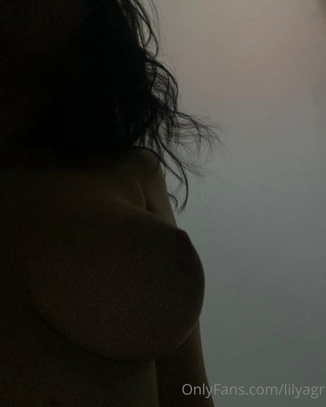 Lilyagr pornstar hd photo