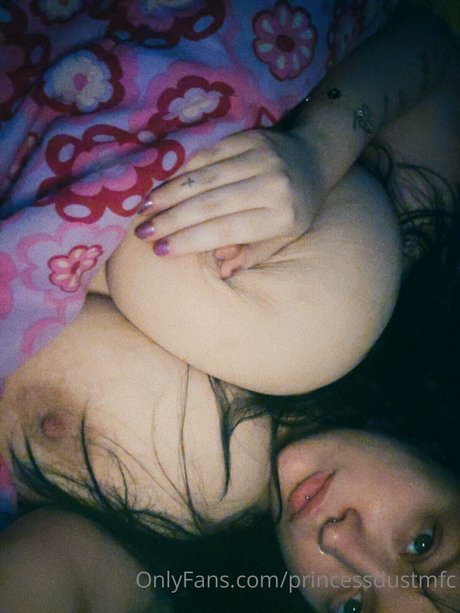 hairy vagina onlyfans hot nude image