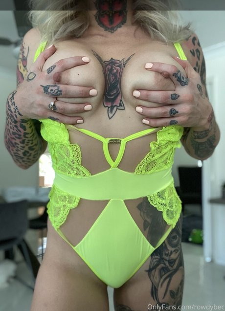 Bec Rawlings nude star image