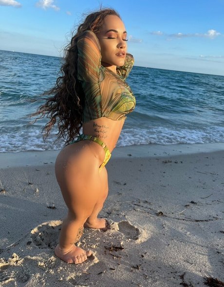 pregnant threesome onlyfans erotic pic