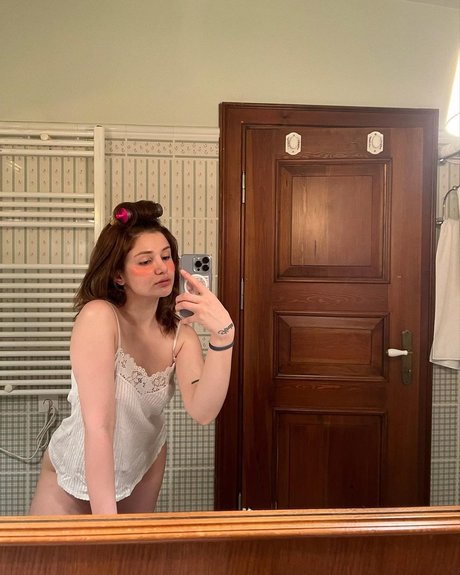 Buse yilmaz sexy star photos