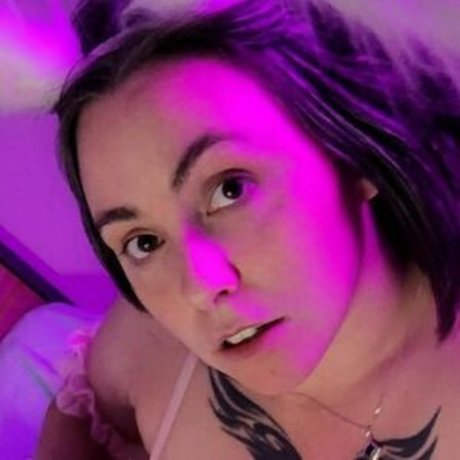 Devious Adorei model art pic