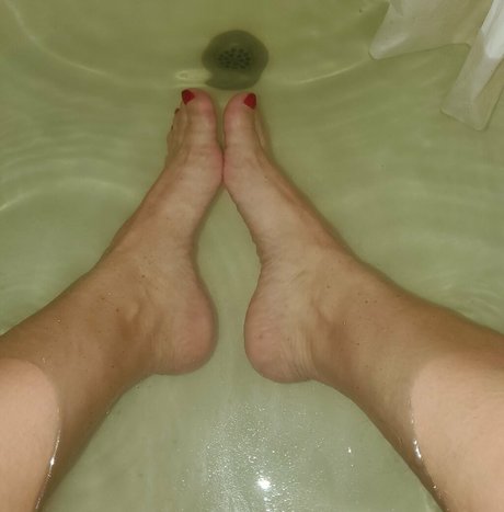 sweetfeet2187 erotic pornstar archive