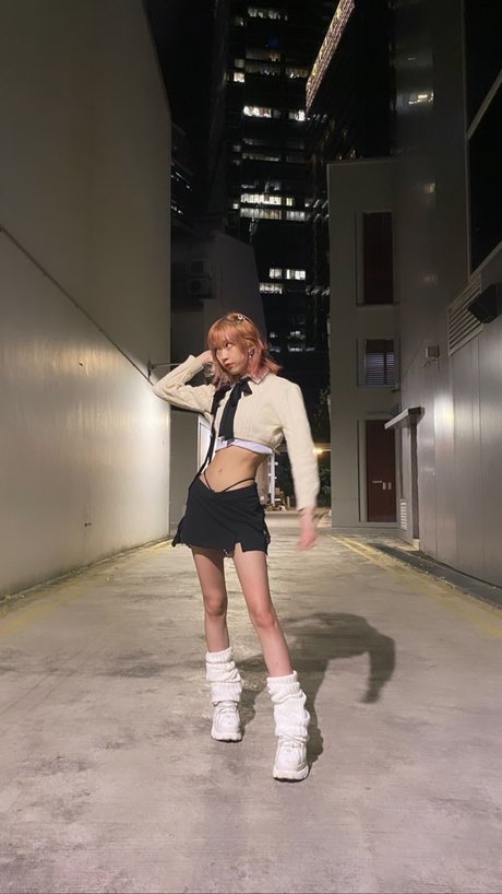 A1es5andra nudes pornstar img