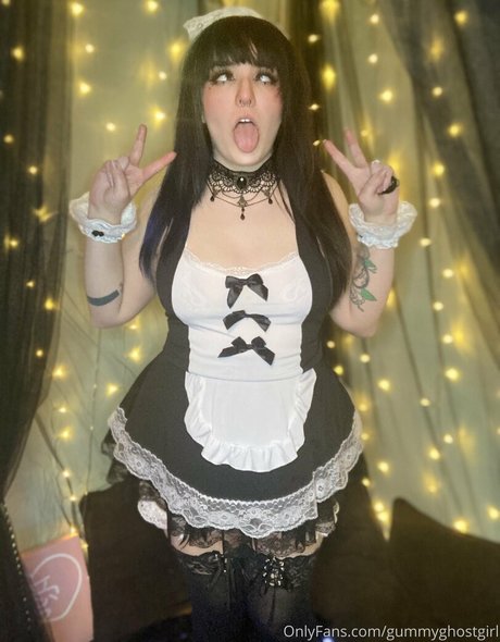 Gummyghostgirl naked star pictures