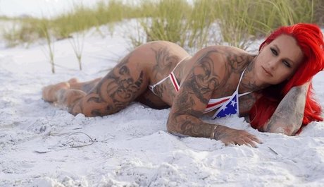 Kinessa Johnson hot model pics