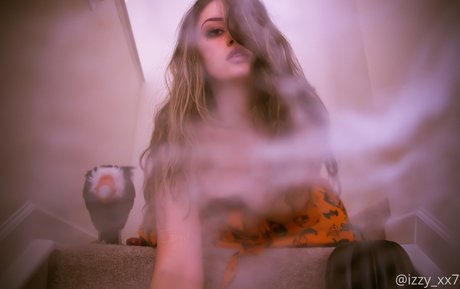 Izzy xx exclusive pornstar pic