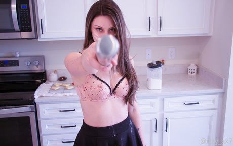 Izzy xx pornstar art gallery