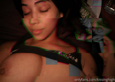 KissingHigh beautiful pornstar photo