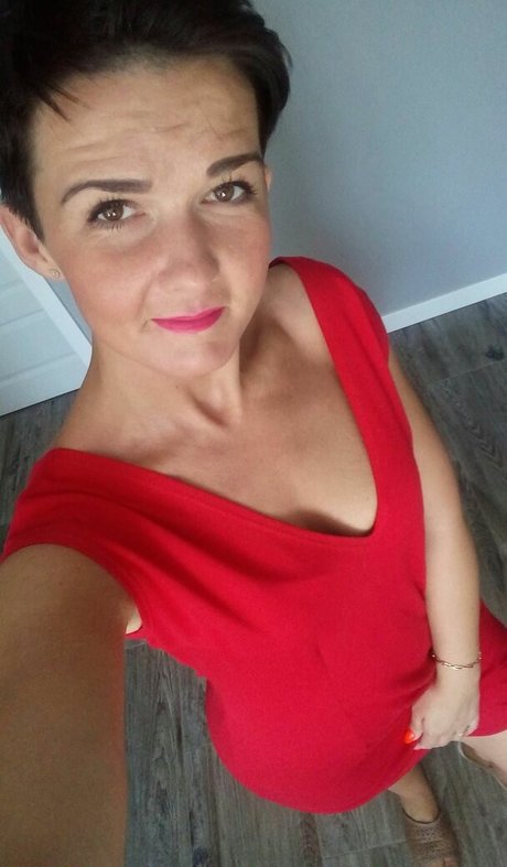 female popular onlyfans beautiful naked images