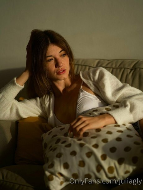 grandma onlyfans naked images