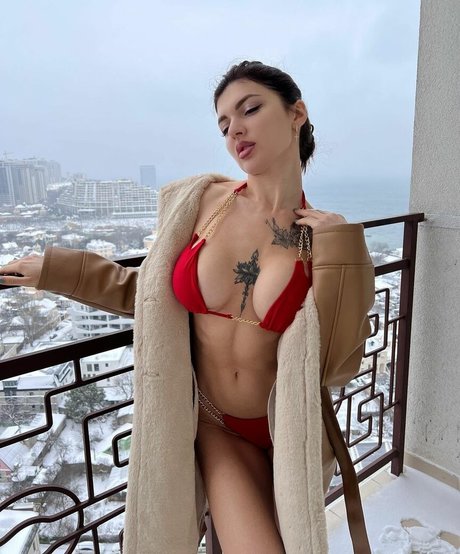 Valeri Bulka naked actress photos