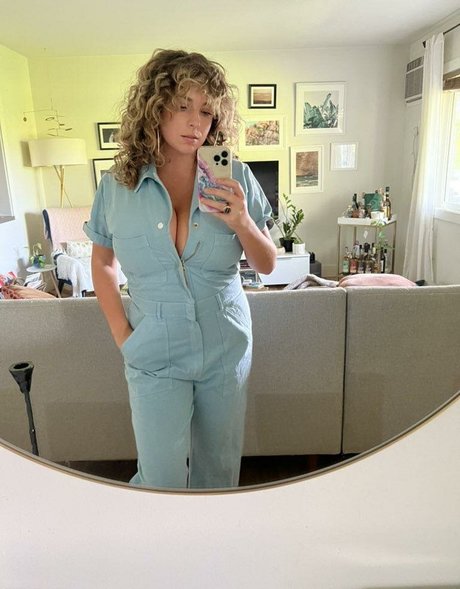 sexy mature onlyfans nudes photo