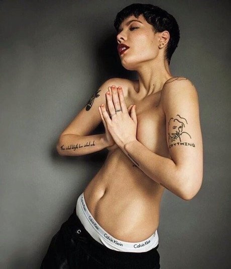 Halsey star perfect photos