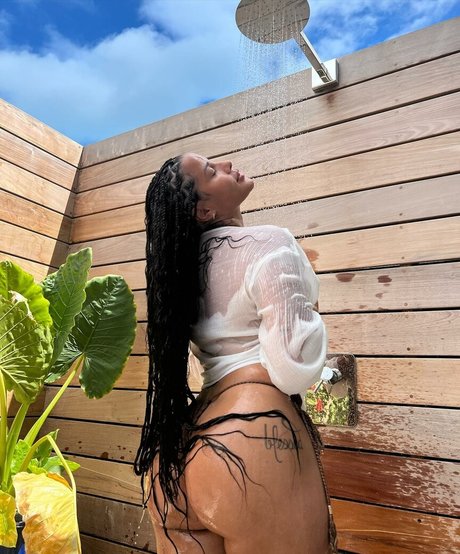 famous onlyfans free xxx images