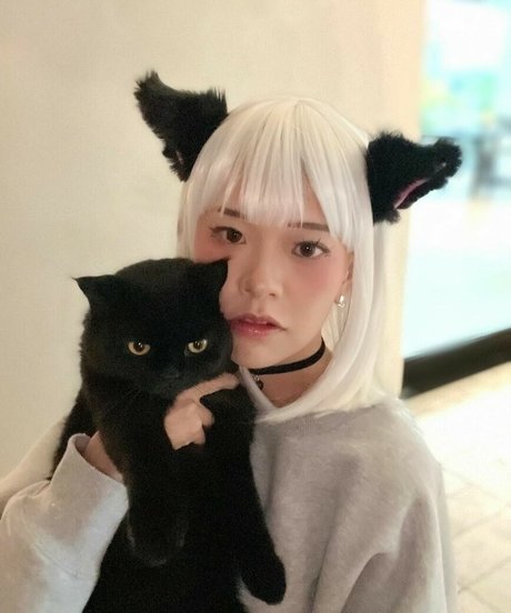 Kkatamina model naked pic