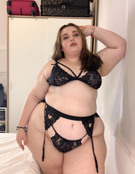 twinsmaison naked actress gallery