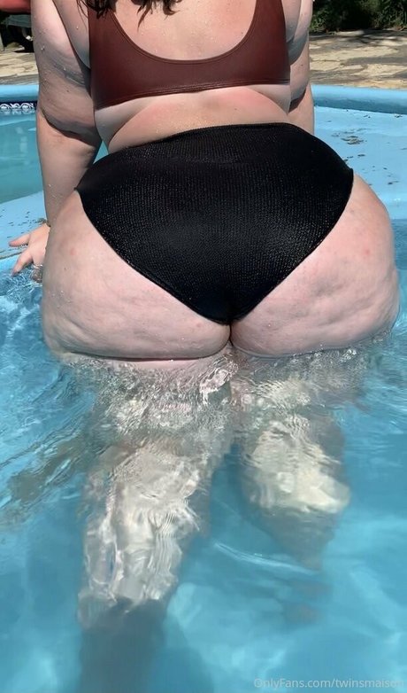 twinsmaison pornstar nudes image