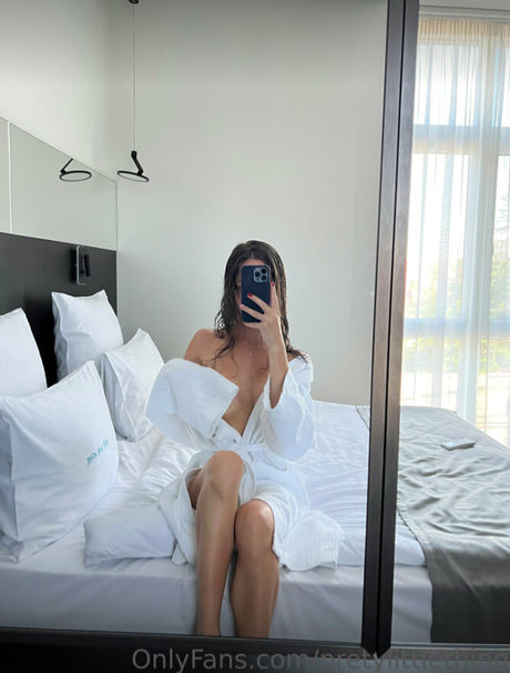 pretylittlething high quality star galleries