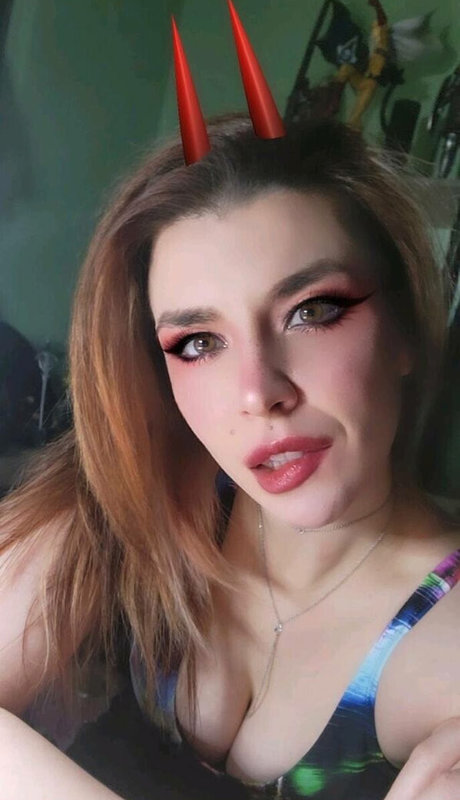 Kat Gunn naked pornstar galleries