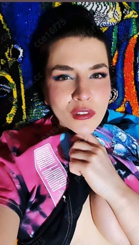 Kat Gunn pornstar erotic img