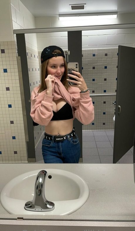 muscle girls onlyfans free porn images