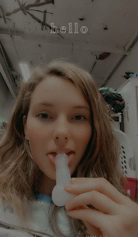 lili blossom model xxx img