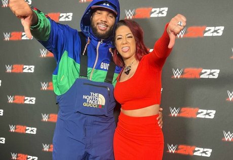 Bayley model top photos