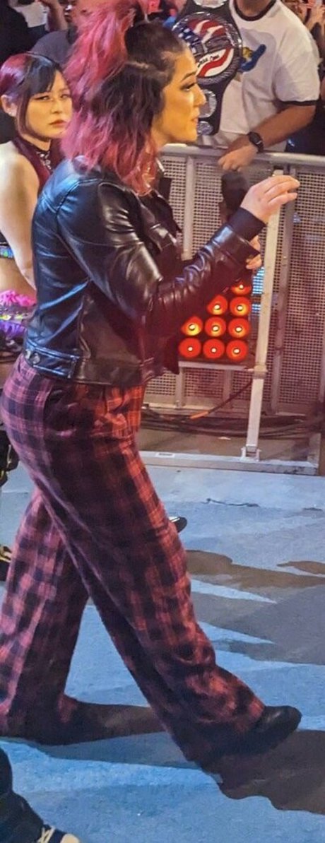 Bayley high quality model images