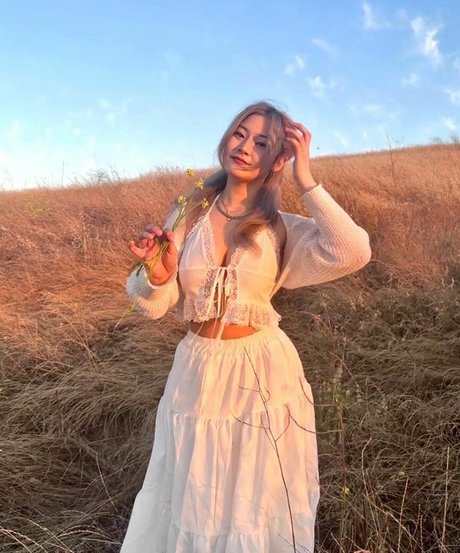 midget girls onlyfans beautiful nude images