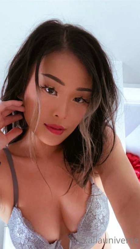 Ka Lia Universe xxx model archive