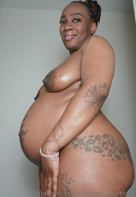 diamondortega naked actress pictures