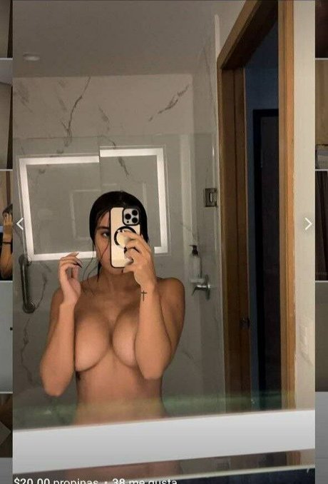 alondraquintero model naked image