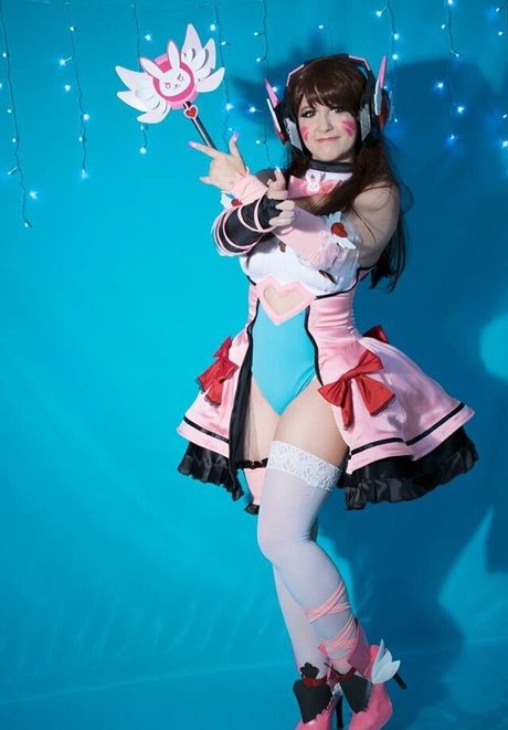 Renata Melo nude actress galleries