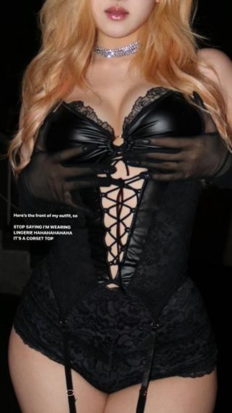 Allissa Shin hd star photos